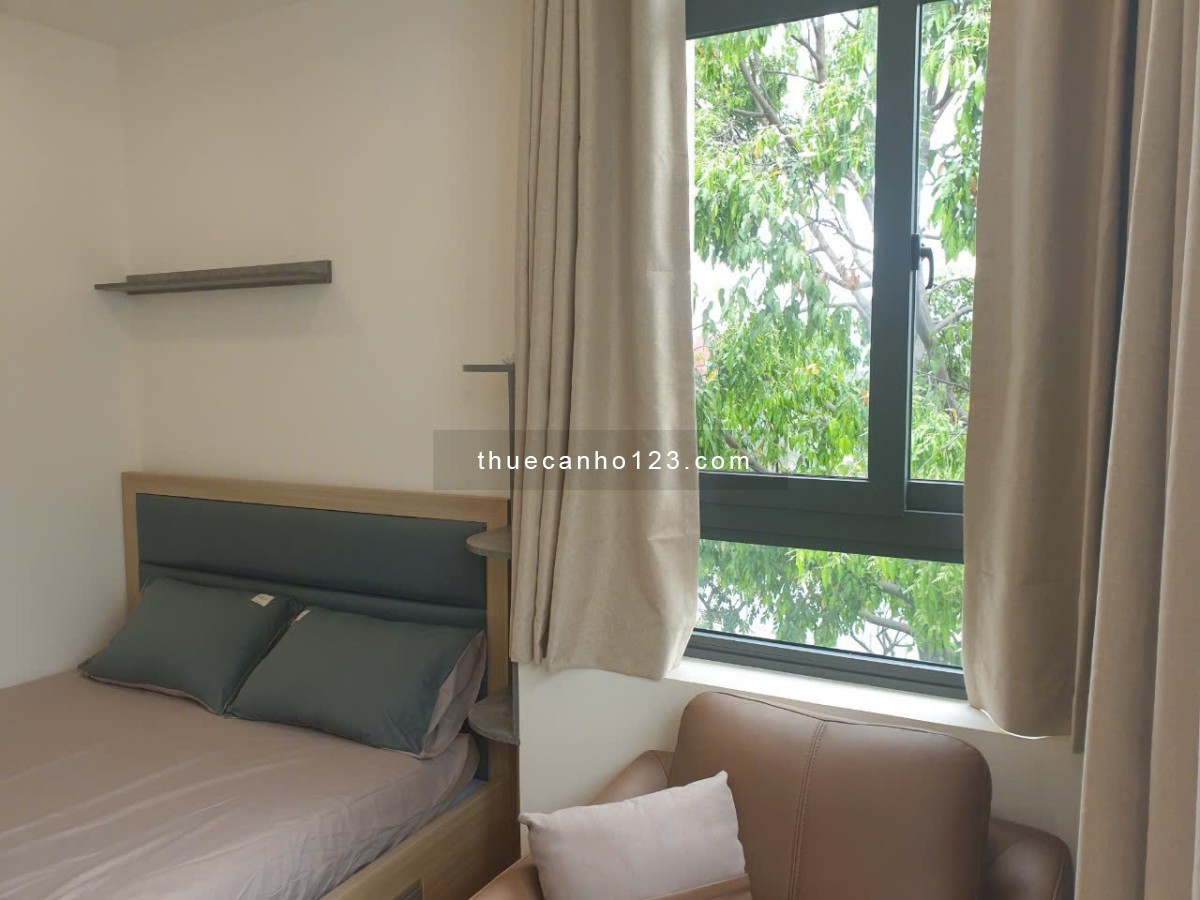 Căn hộ 1Pn ban công view bờ sông, full nội thất, khoá vân tay, gần Quận 1,3,PN,Hutech,Uef,Hồng Bàng