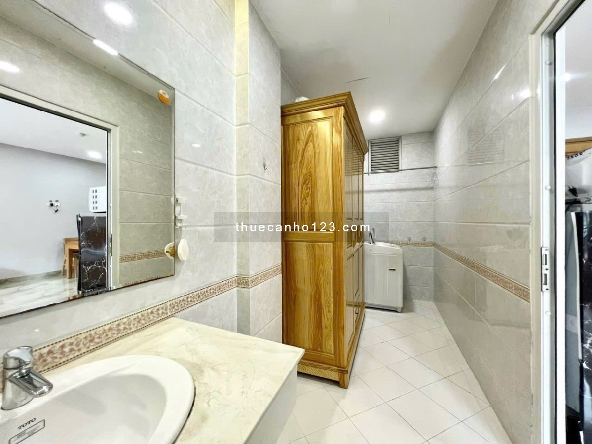 Căn hộ 1Pn ban công view city, Full nội thất máy giặt riêng, gần Landmark đi Q1,3 chỉ 5p