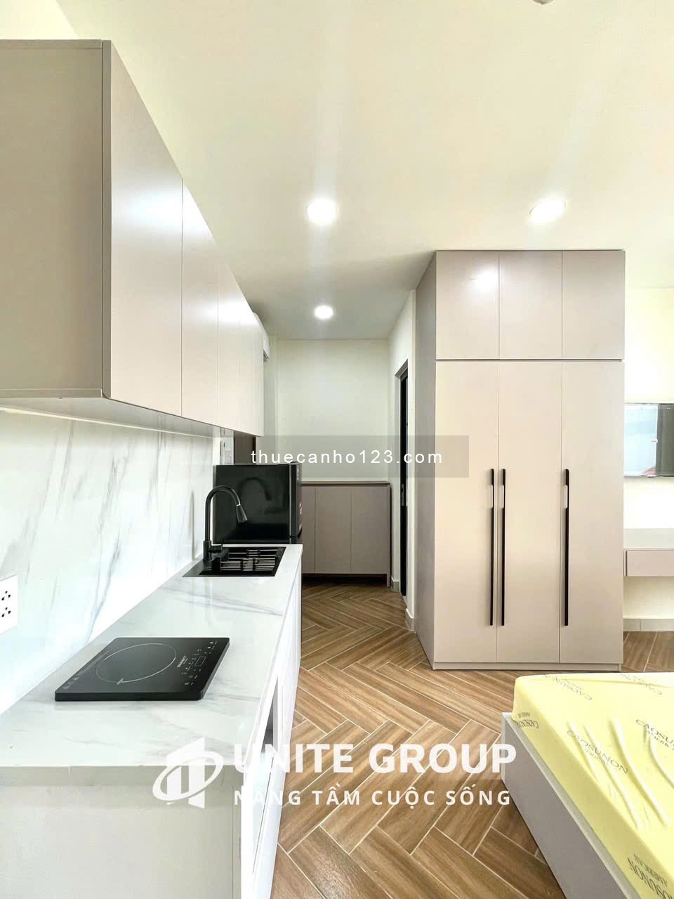 Cho thuê studio full nội thất mới toanh - Cửa sổ trời quận 8