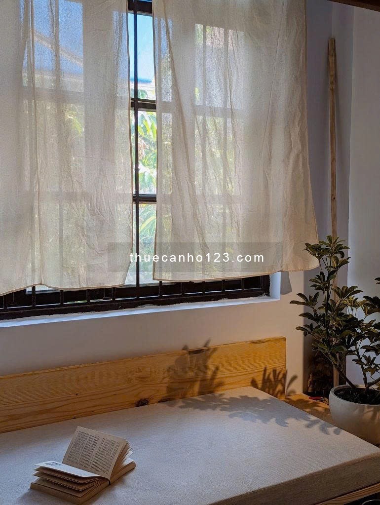 Cho thuê Duplex ban công mặt tiền gần sân bay Tân Sơn Nhất