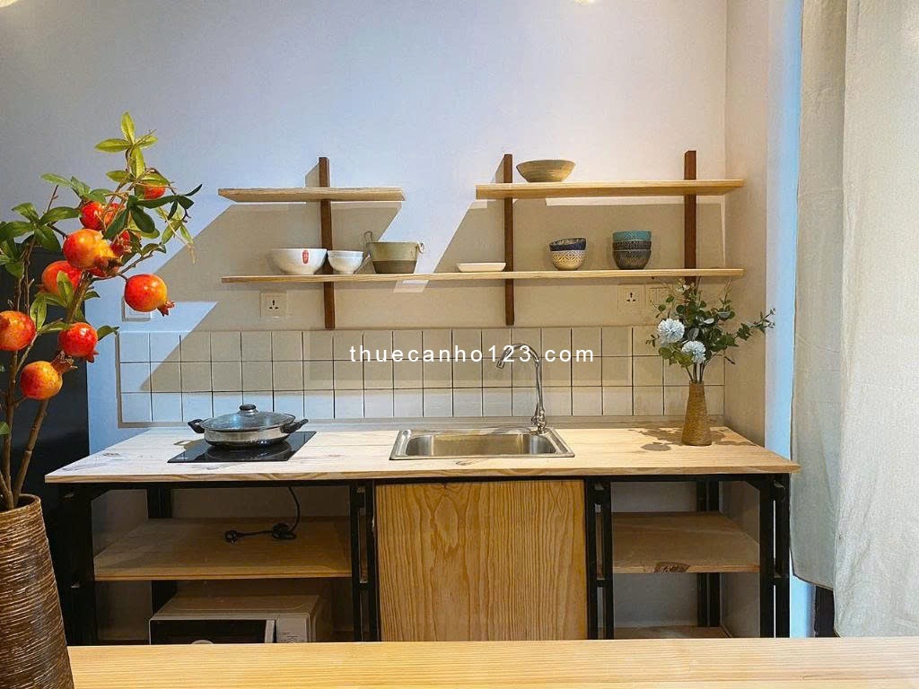 Cho thuê Duplex ban công mặt tiền gần sân bay Tân Sơn Nhất