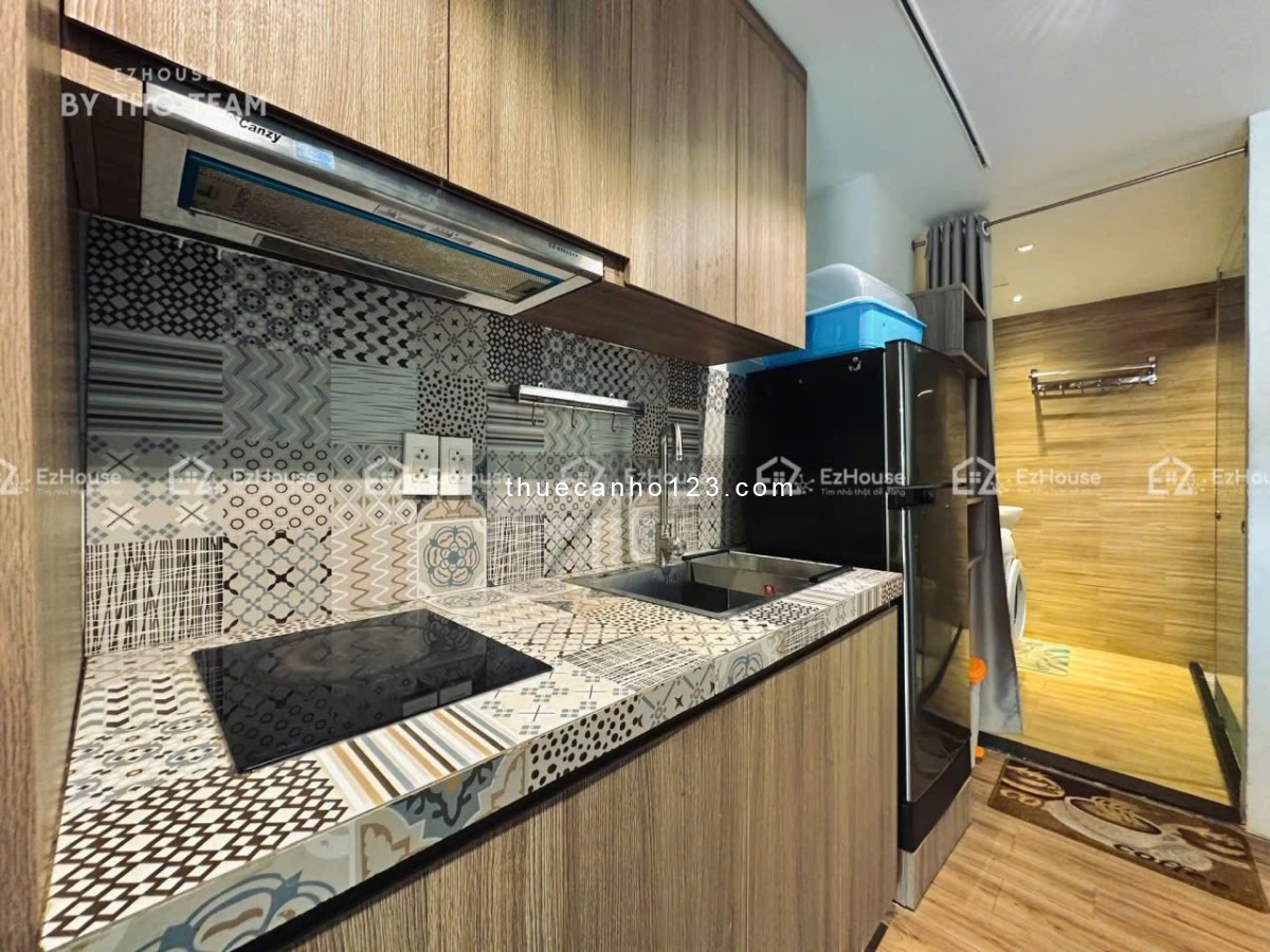 Căn hộ full nội thất có view kính lấy ánh sáng tự nhiên siêu xịn xò ngay giữa trung tâm Tân Bình