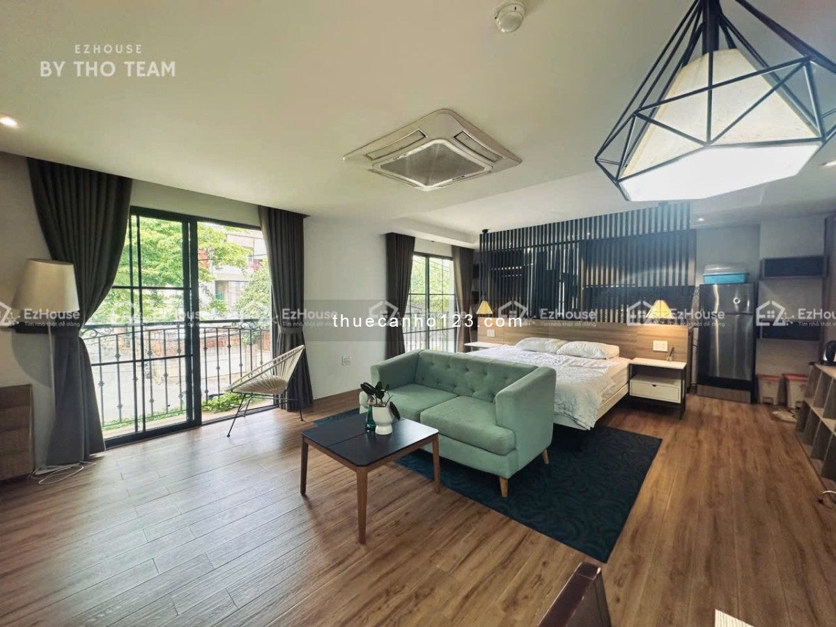 Căn hộ full nội thất có view kính lấy ánh sáng tự nhiên siêu xịn xò ngay giữa trung tâm Tân Bình