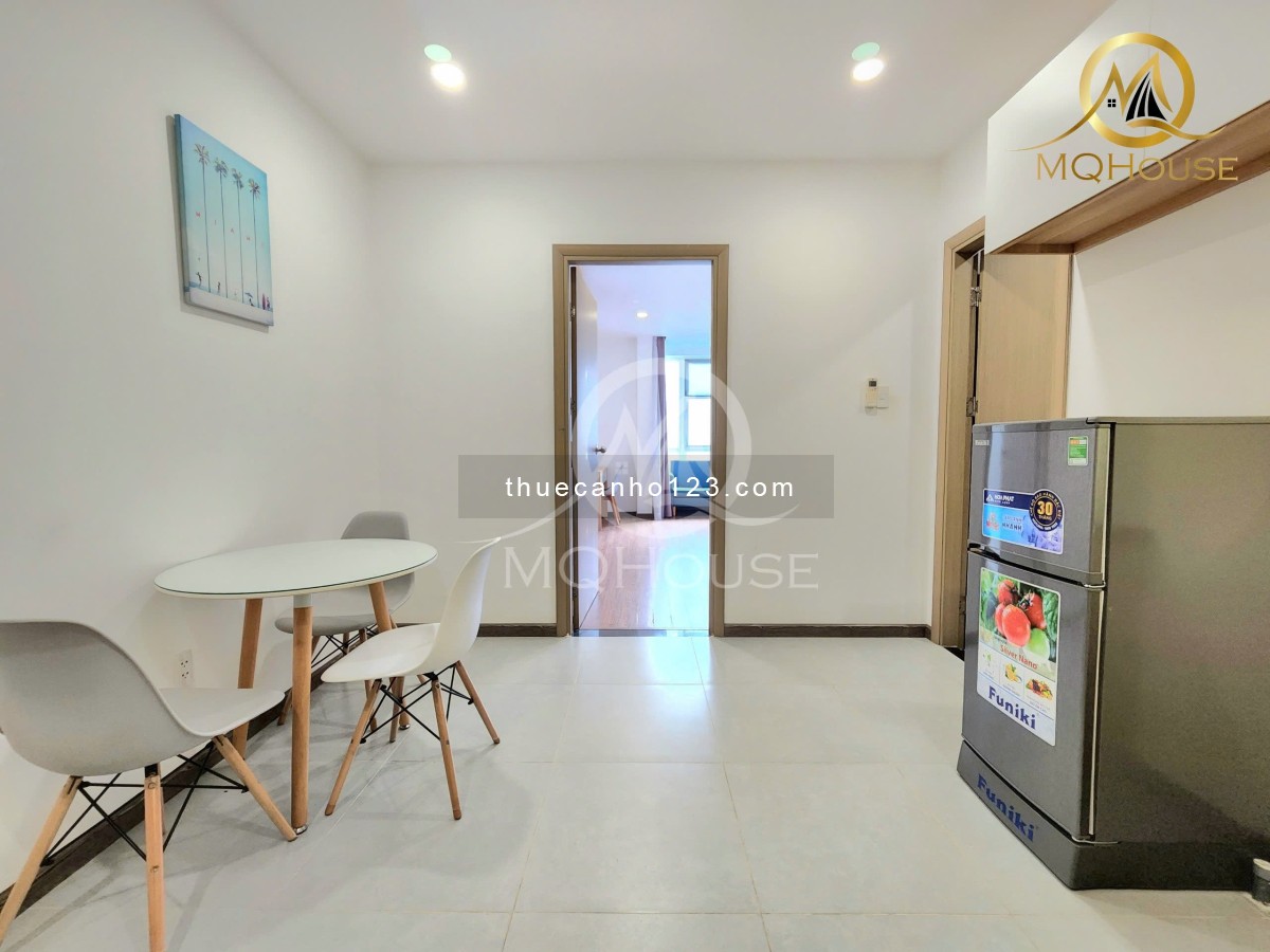 Căn hộ full nội thất rộng 60m2 ngay giữa trung tâm Tân Bình