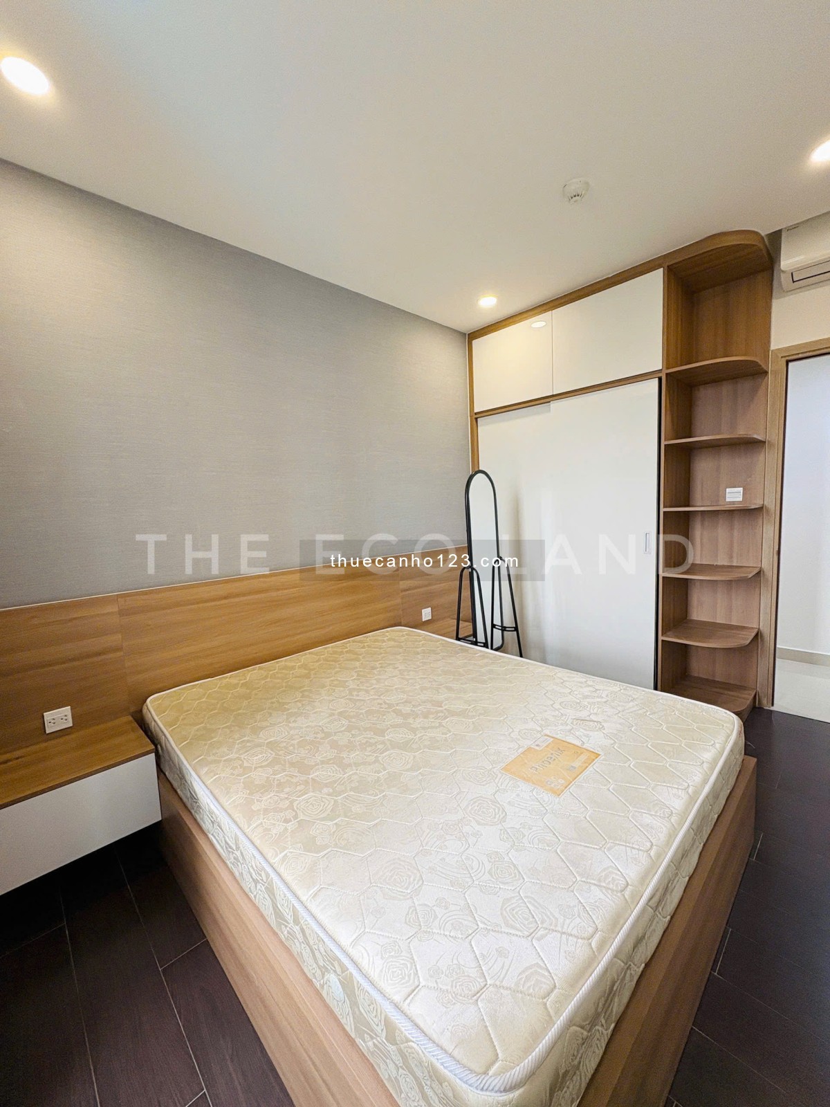 Sẵn pass xem nhà - cho thuê hàng hiếm 105m2 nhà mới