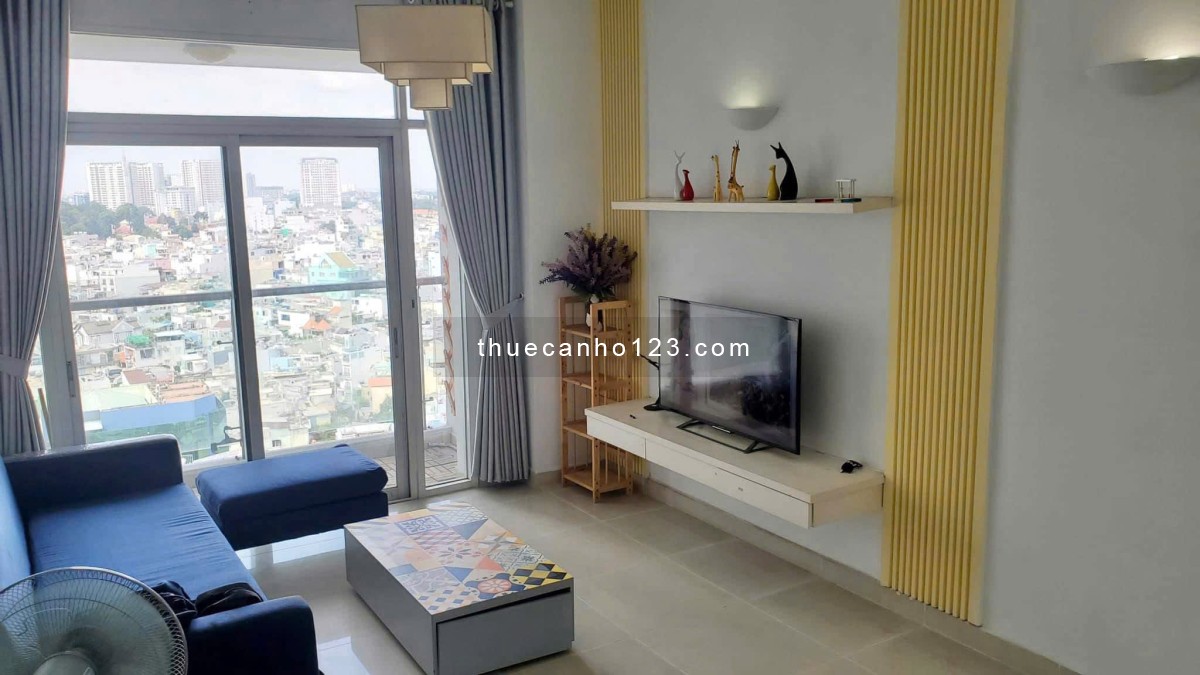 C/c Satra Eximland,Phan Đăng Lưu,Phú Nhuận: 92m2, 2p ngủ, NTCC, 17tr/th