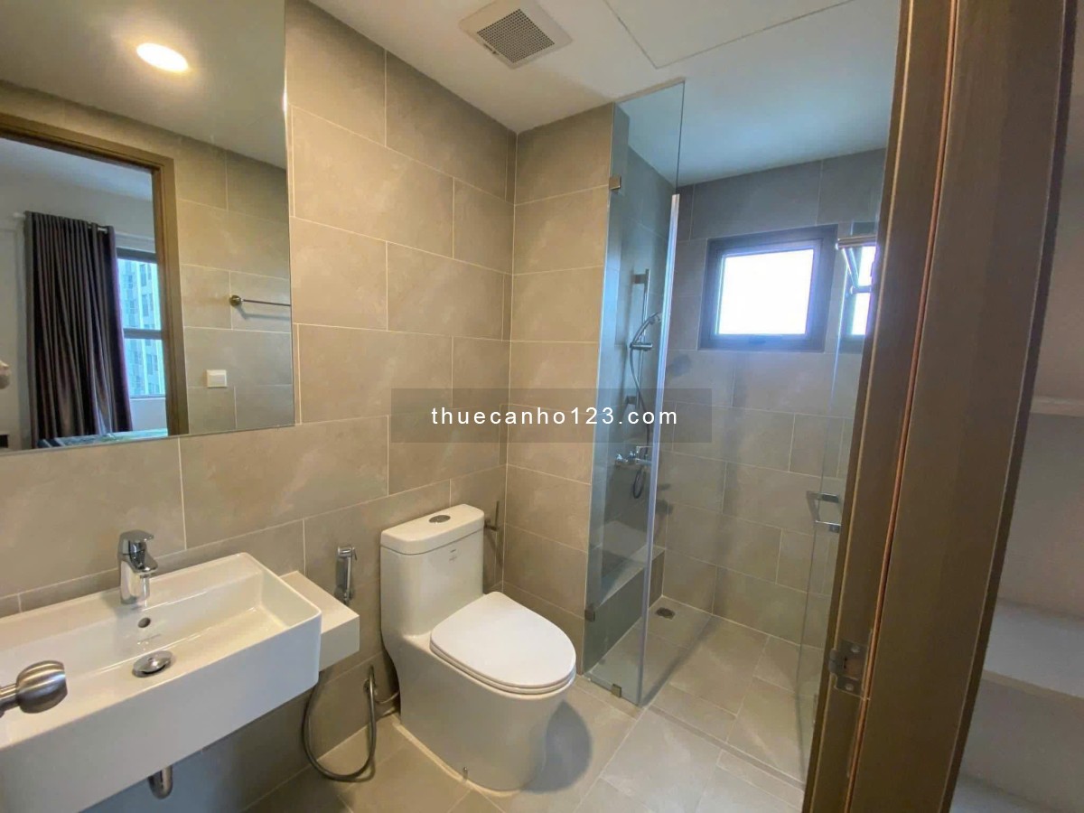 C/c Satra Eximland,Phan Đăng Lưu,Phú Nhuận: 92m2, 2p ngủ, NTCC, 17tr/th