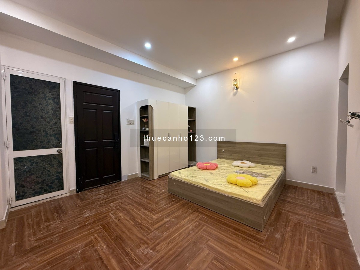 KHAI 1PN BAN CÔNG NGAY Q7 full nt ngay trung tâm Q7 full NT GẦN UFM, TDTU, RMIT, NTTU,UEH, LOTTE