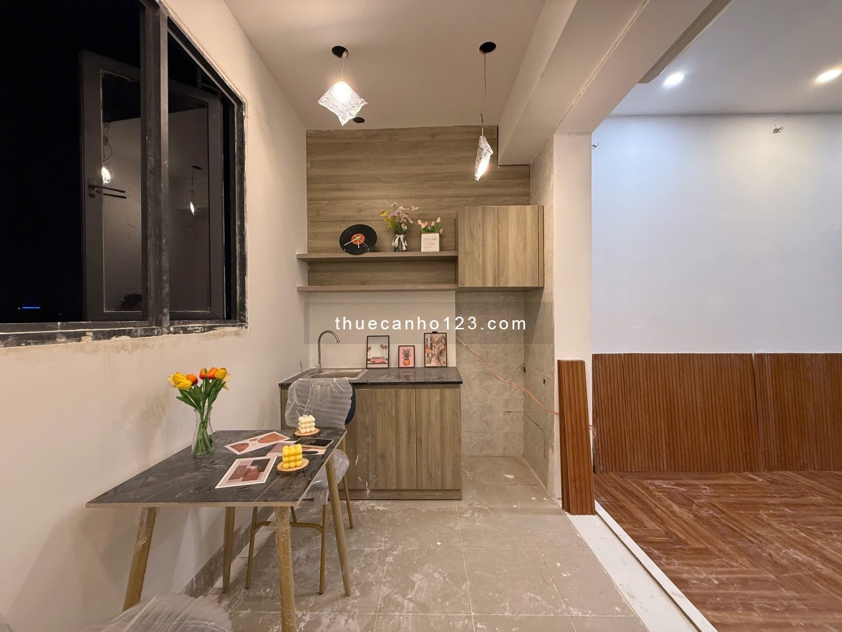 KHAI 1PN BAN CÔNG NGAY Q7 full nt ngay trung tâm Q7 full NT GẦN UFM, TDTU, RMIT, NTTU,UEH, LOTTE