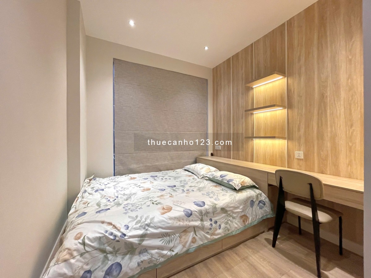 One Verandah - Cho thuê Penthouse sân vườn view sông Sài Gòn & Quận 1 ngắm pháo hoa