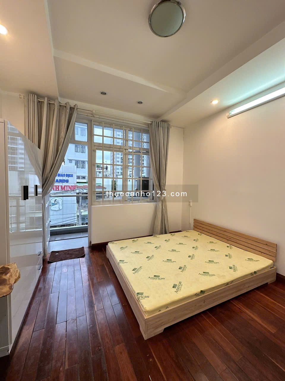 Trống sẵn căn Nguyễn Văn Thương, Bình Thạnh full nội thất gần ngã tư Hàng Xanh, ĐH Hutech