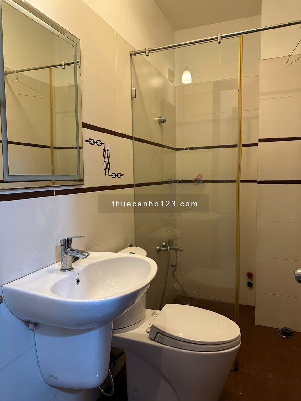 Trống sẵn căn Nguyễn Văn Thương, Bình Thạnh full nội thất gần ngã tư Hàng Xanh, ĐH Hutech