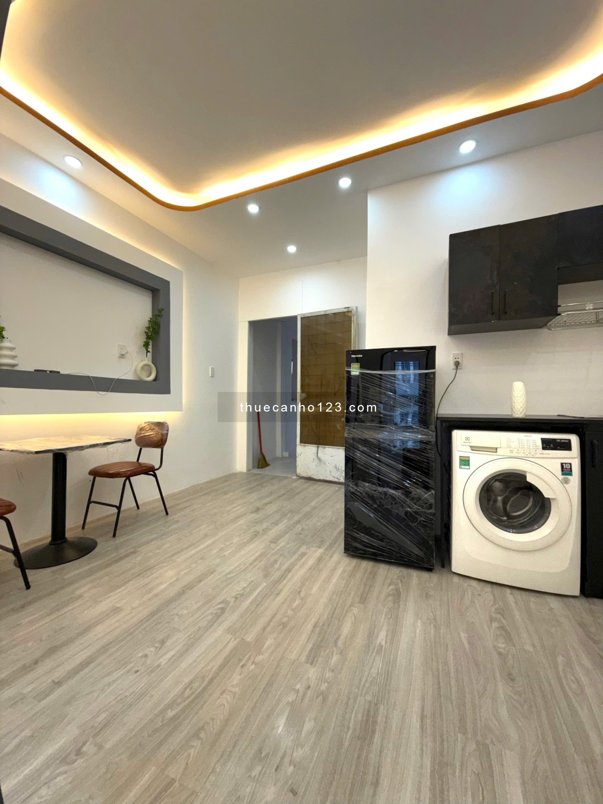 Cho thuê căn hộ 2 phòng ngủ Hoàng Sa, Tân Bình gần Đại học Văn Hiến, Đại học Mở, Học viện Hành chính