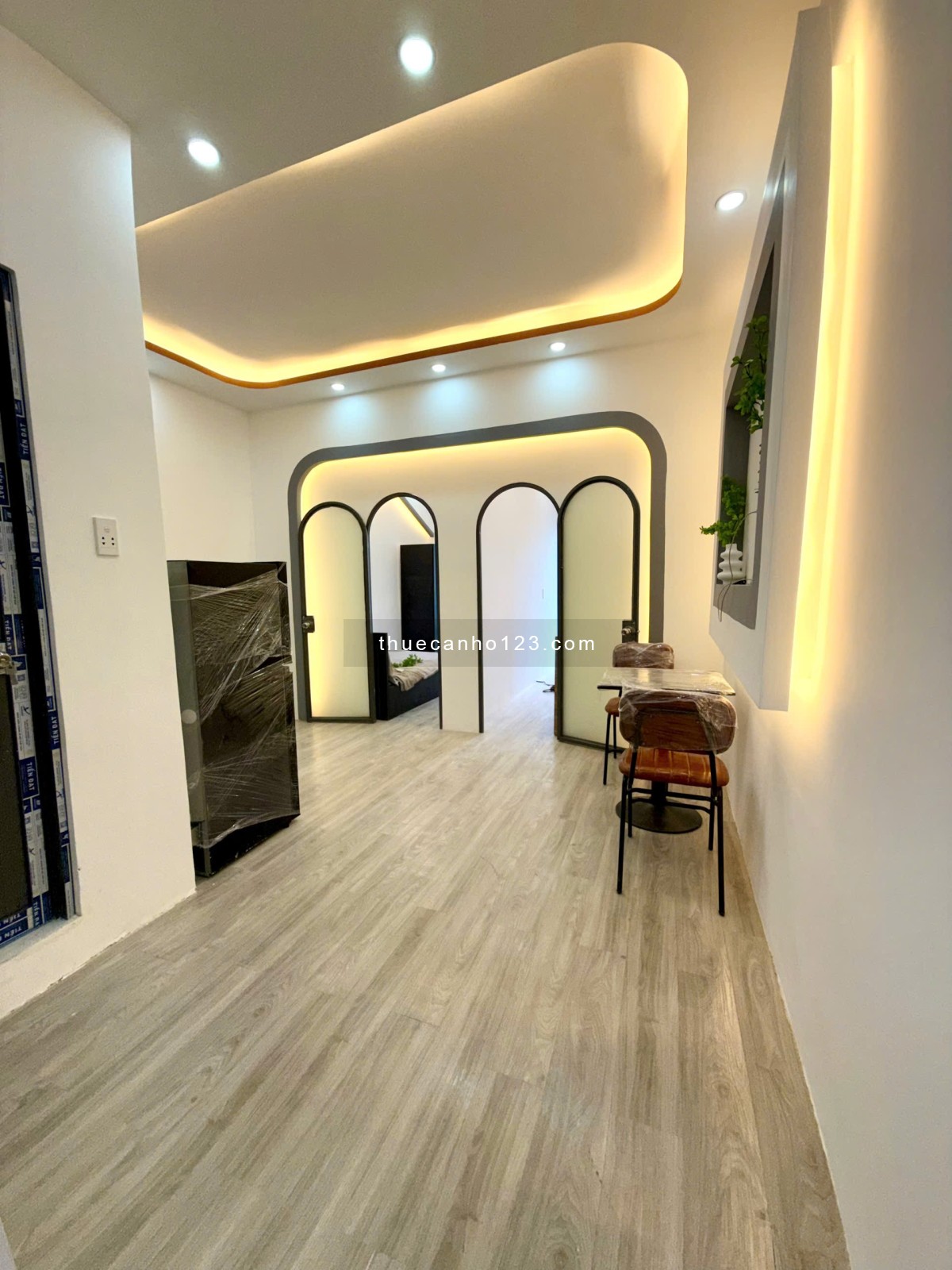 Cho thuê căn hộ 2 phòng ngủ Hoàng Sa, Tân Bình gần Đại học Văn Hiến, Đại học Mở, Học viện Hành chính