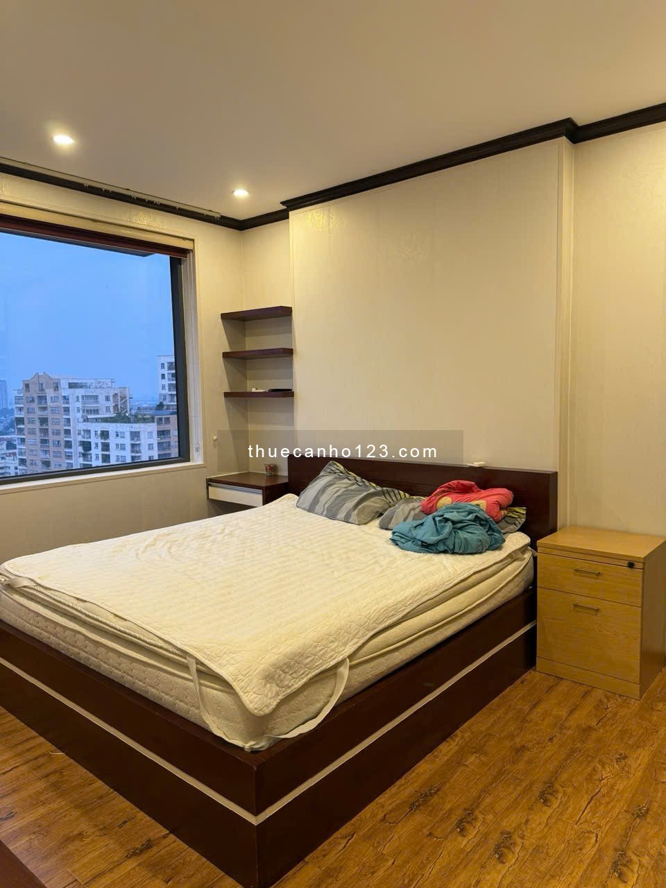 Chính chủ cho thuê căn hộ 3PN + 2WC tại Platinum Residences, Nguyễn Công Hoan, Ba Đình