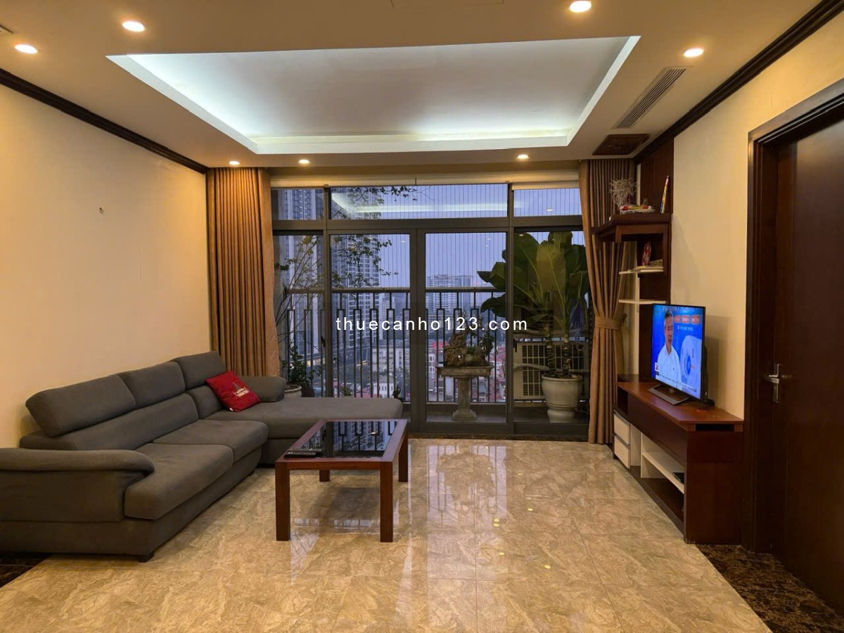 Chính chủ cho thuê căn hộ 3PN + 2WC tại Platinum Residences, Nguyễn Công Hoan, Ba Đình