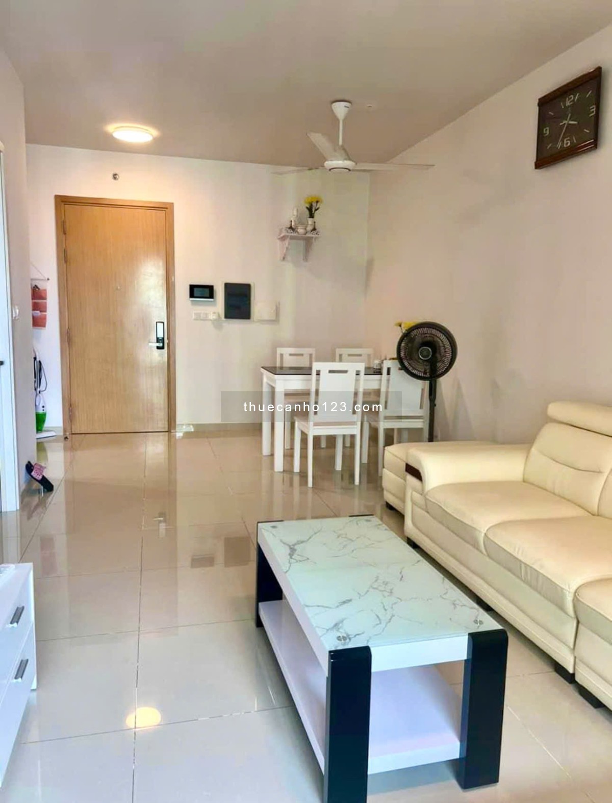 TRỐNG SẴN- 1 PHÒNG NGỦ VISTA VERDE NHÀ ĐẸP FULL NỘI THẤT GIÁ CHỈ 14TR/ THÁNG