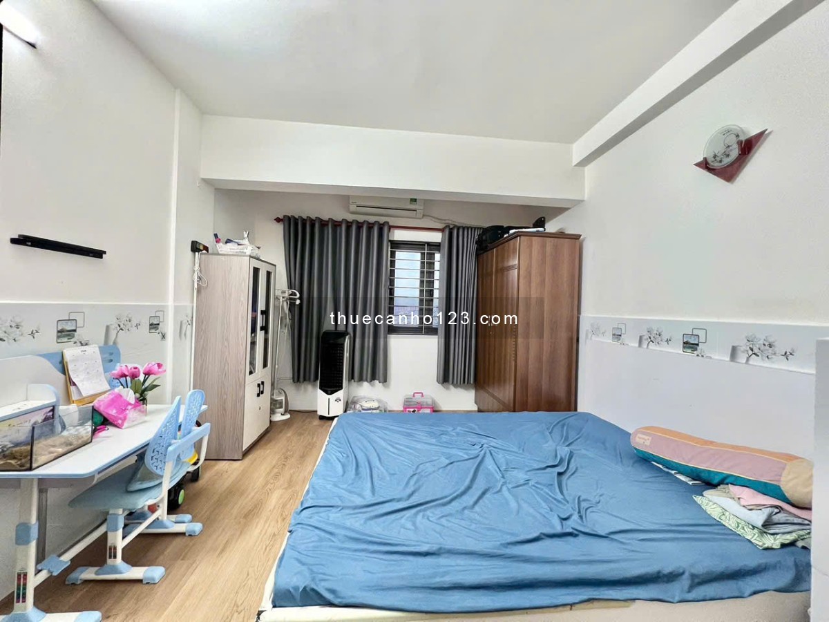 CHung cư Screc, Trường Sa, Q3: 85m2, 2p ngủ, 2wc, full nội thất, 13tr