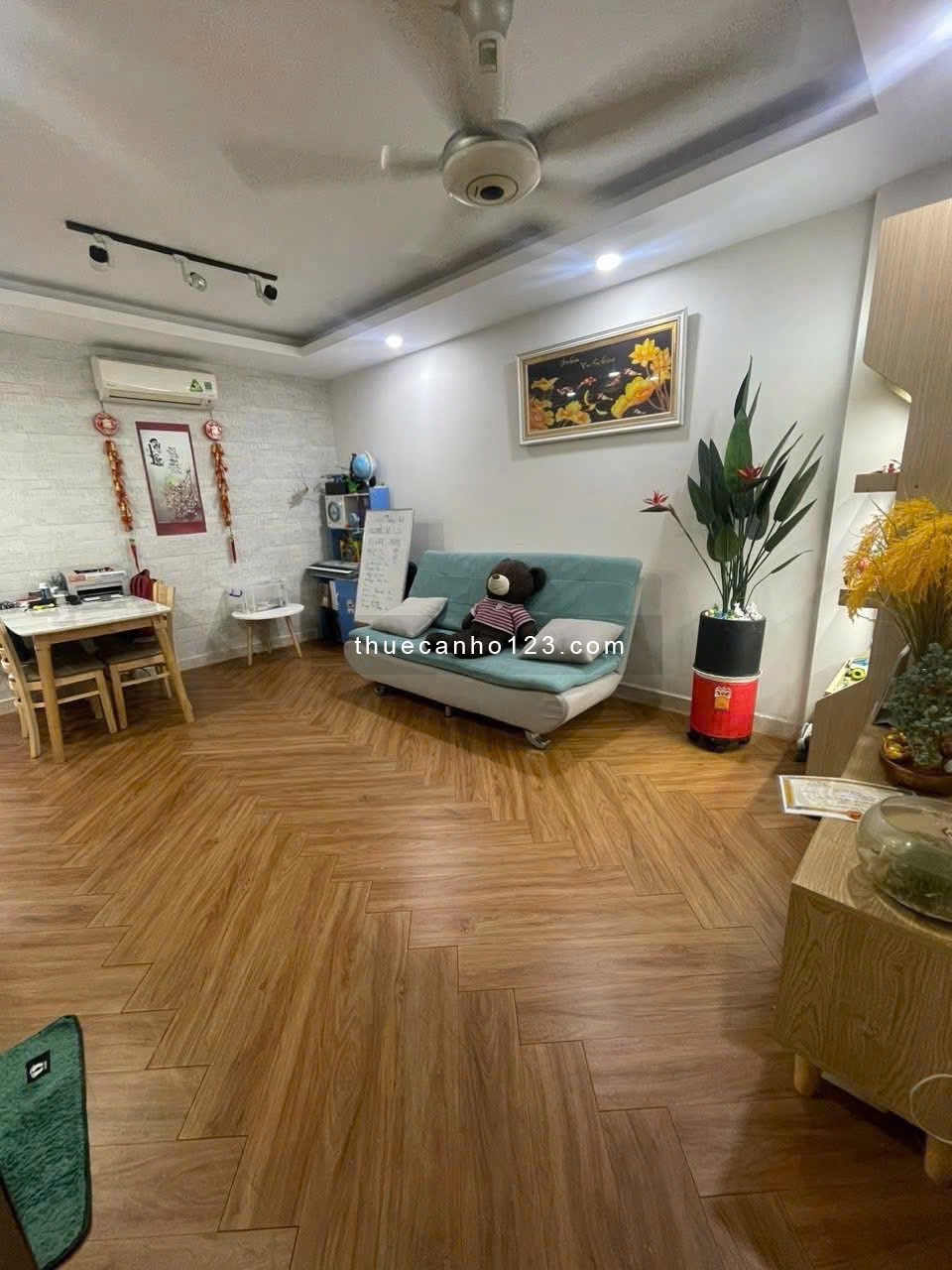 CHung cư Screc, Trường Sa, Q3: 85m2, 2p ngủ, 2wc, full nội thất, 13tr