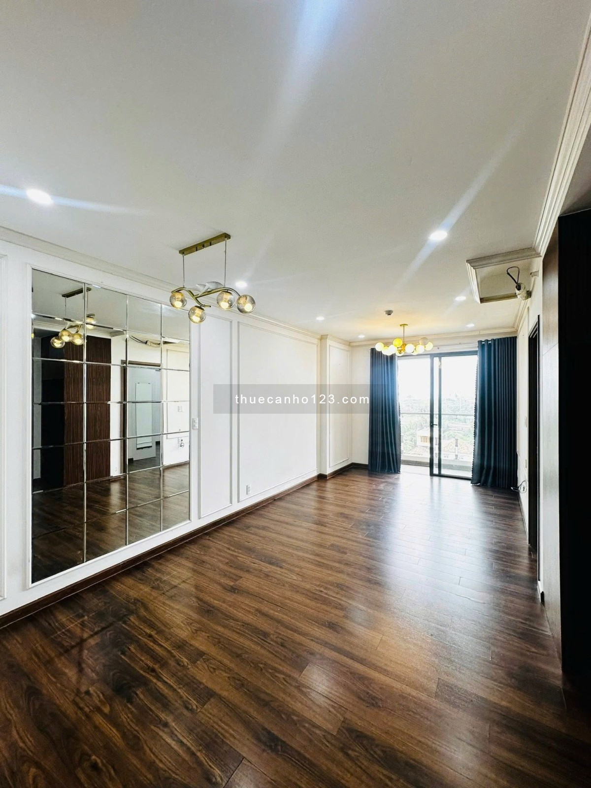 C/c Satra Eximland, Phan Đăng Lưu, Phú Nhuận: 130m2, 3p ngủ, 2wc, 22tr/th