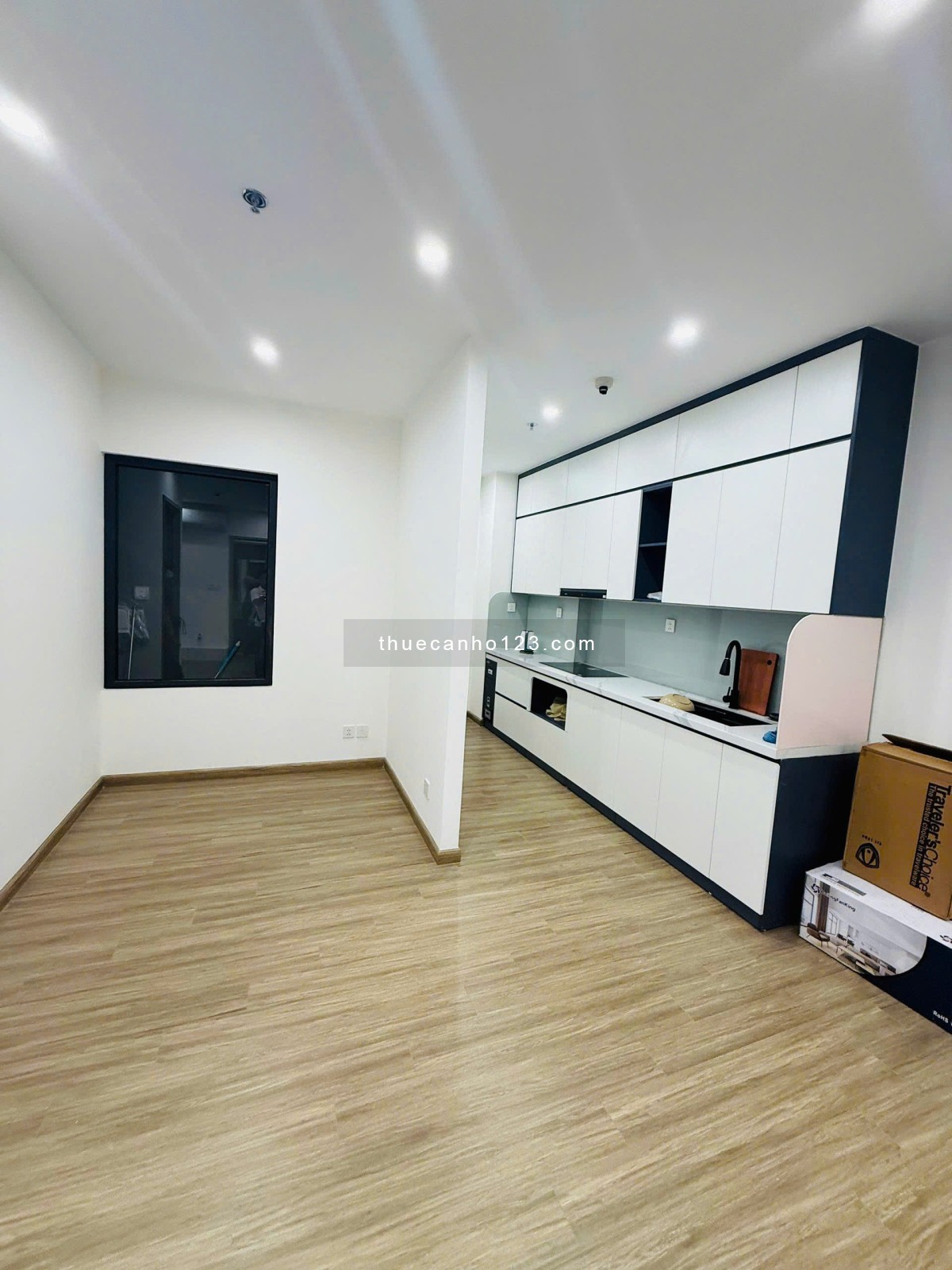 Cho thuê căn hộ mới tinh tòa The Canopy - Trung tâm Vinhomes Smart City