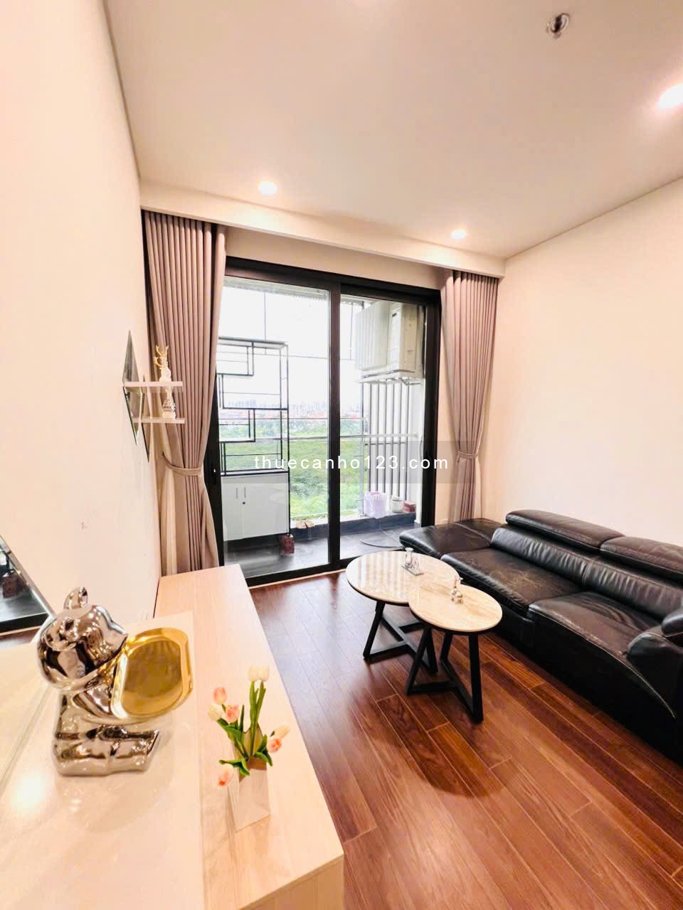 Cho thuê căn hộ mới tinh tòa The Canopy - Trung tâm Vinhomes Smart City