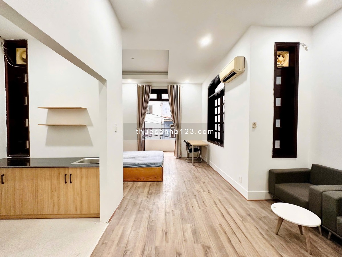 Studio dạng 1 Pn tách bếp, ban công, nhiều ánh sáng, full nội thất, sofa riêng,gần Bạch Đằng,PN,Q1,3