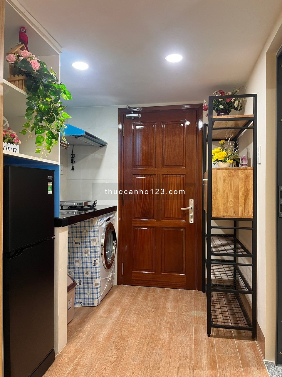 Căn hộ mini có gác - giếng trời siêu thoáng mát CMT8 Q.10 - Vào là ở ngay