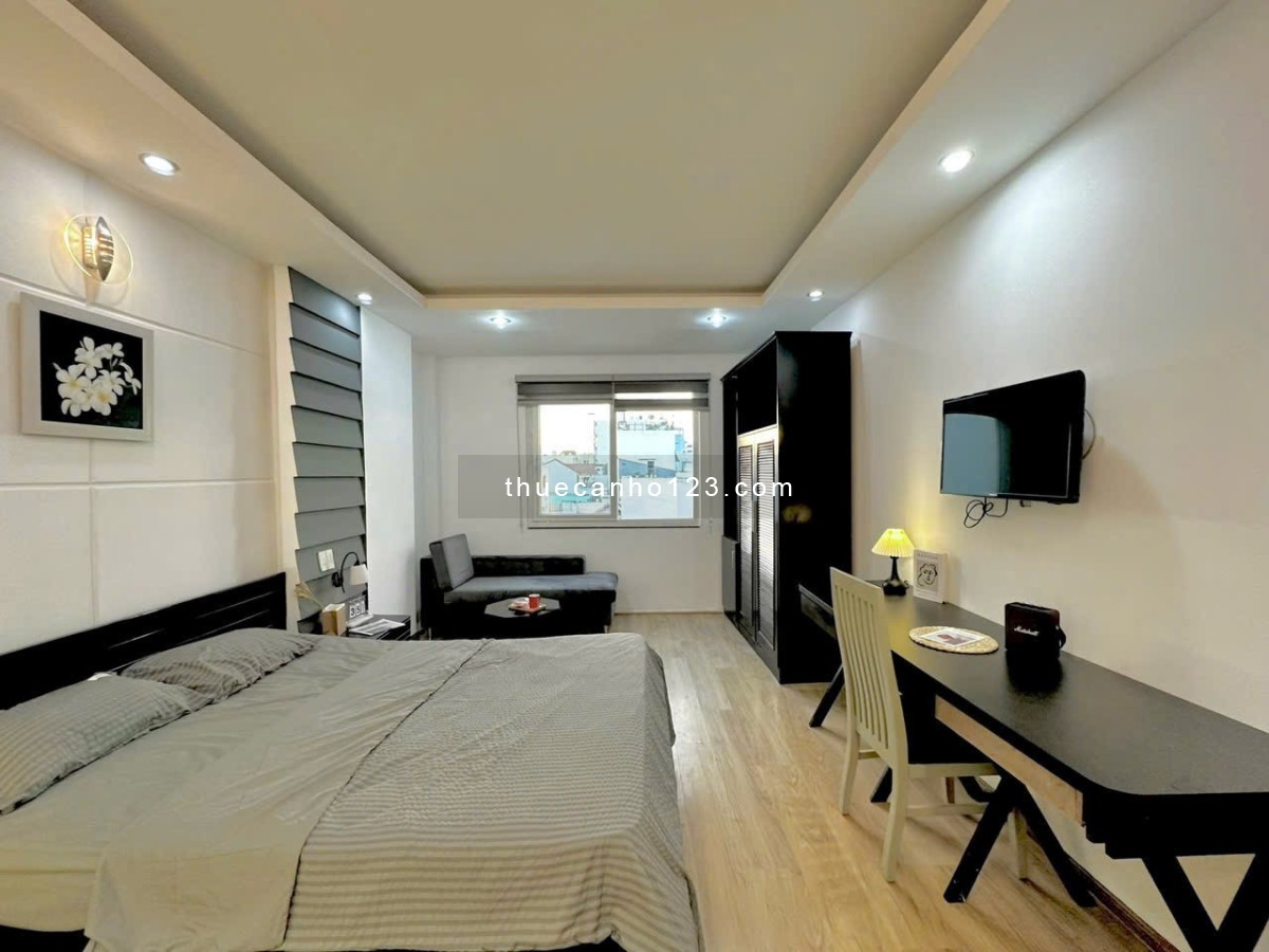 Căn hộ dạng 1PN cửa sổ view city, Full nội thất, bếp hút mùi, máy giặt riêng, đi lại Q1,3 dễ dàng
