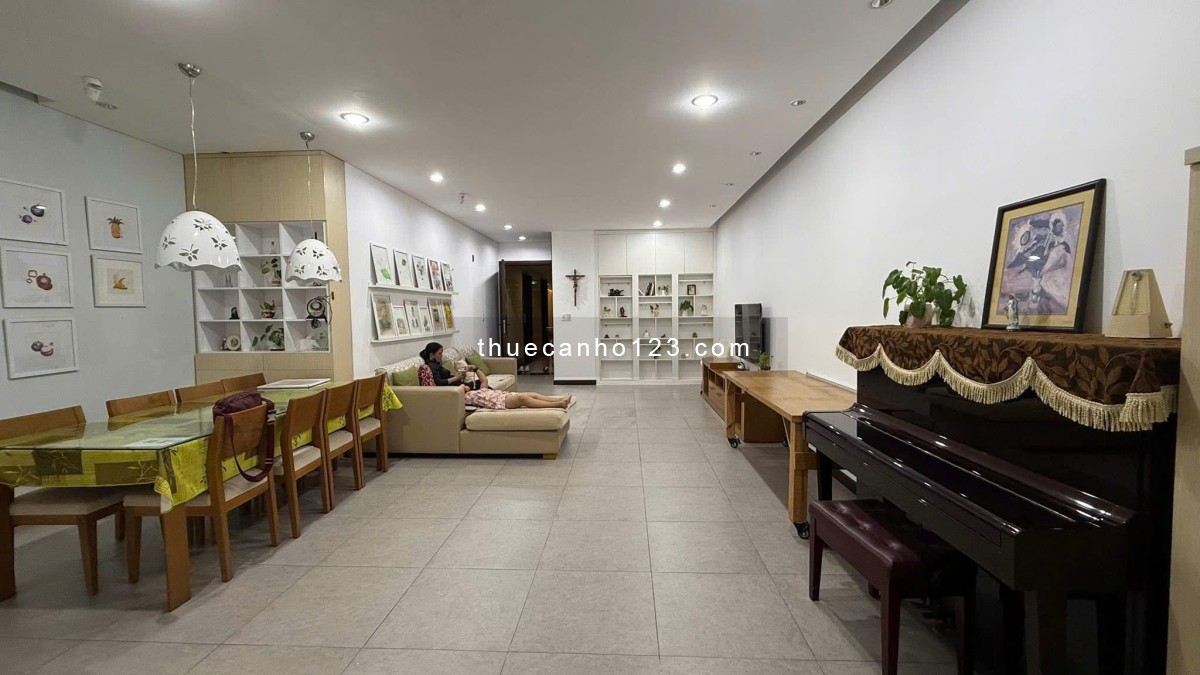 Chung cư Satra Eximland, Phú Nhuận: 3p ngủ, 2wc, NTCB, 22tr/th, 145m2.