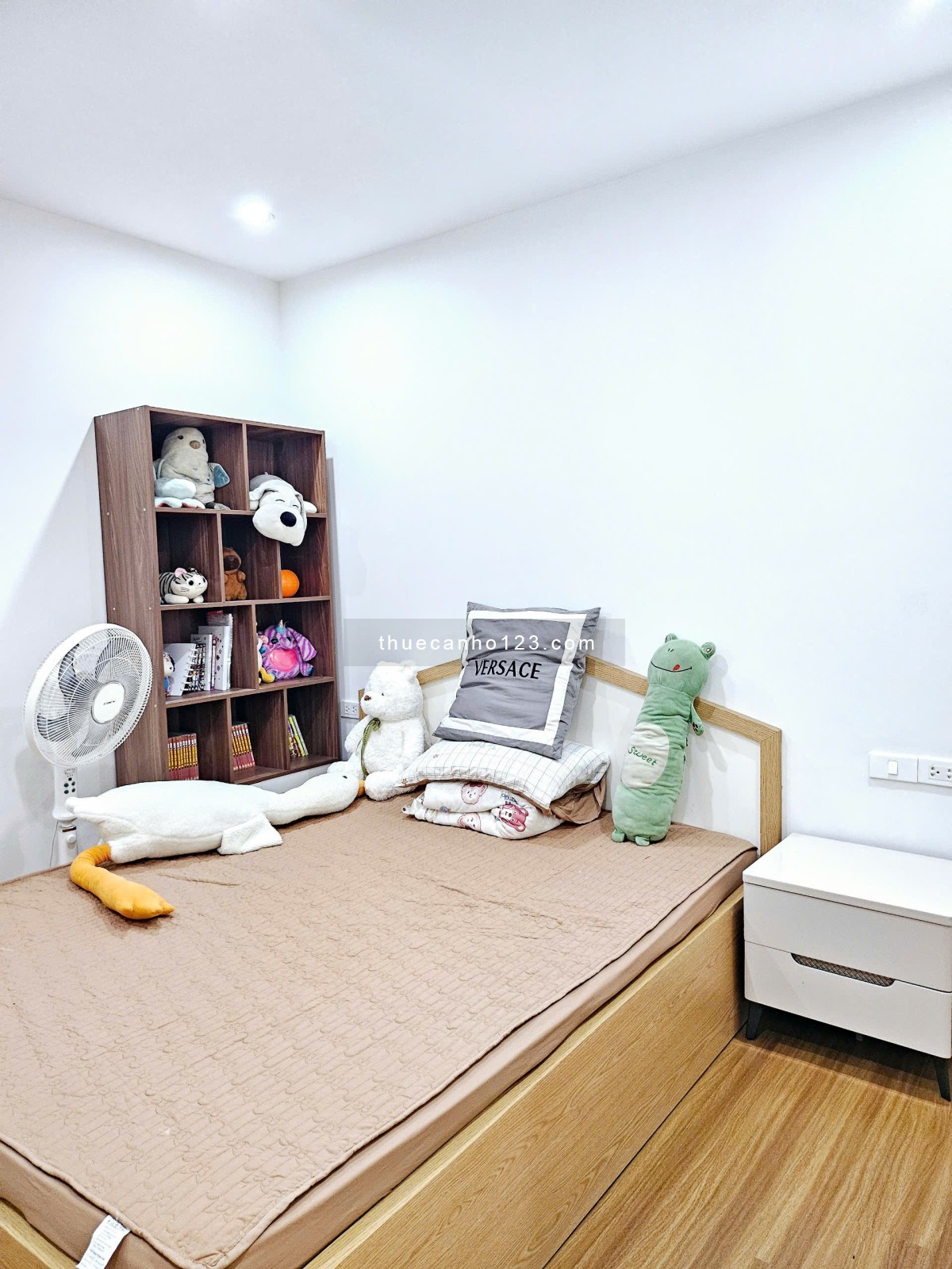 Cho thuê căn hộ Vinhomes Gadenia-Hàm Nghi 2 Phòng Ngủ, 2 WC 79m2 Đầy đủ nôi thất, Giá 16 Triệu/tháng