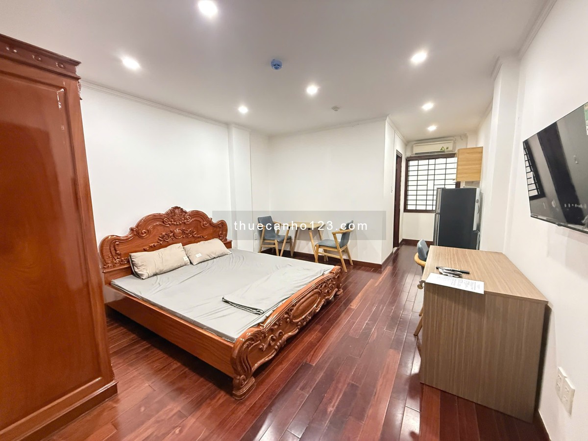 Căn studio full nội thất, máy giặt riêng ngay trung tâm quận 1.