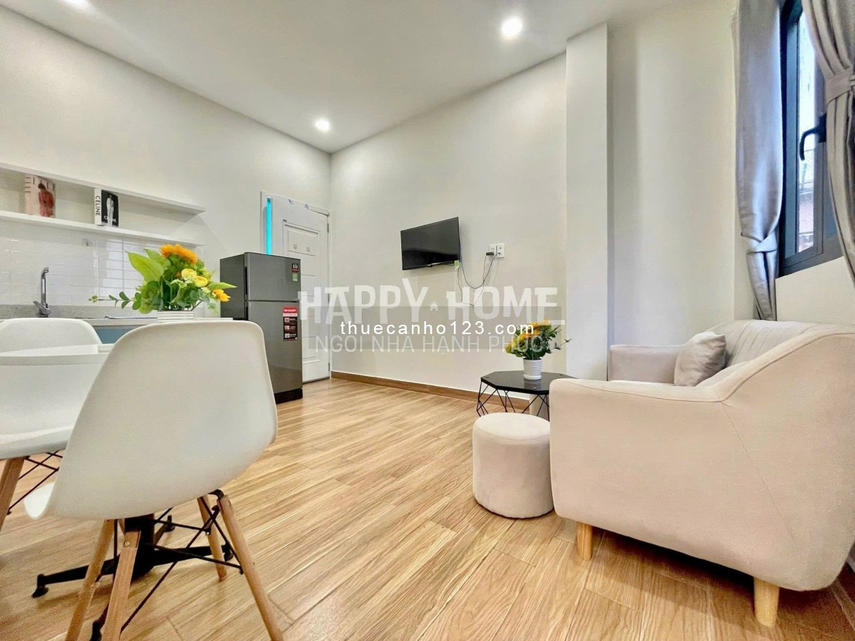 Cho thuê căn hộ 1 phòng ngủ – Máy giặt riêng, ban công – Quận 10 gần Vạn Hạnh Mall, Đại học UEH.