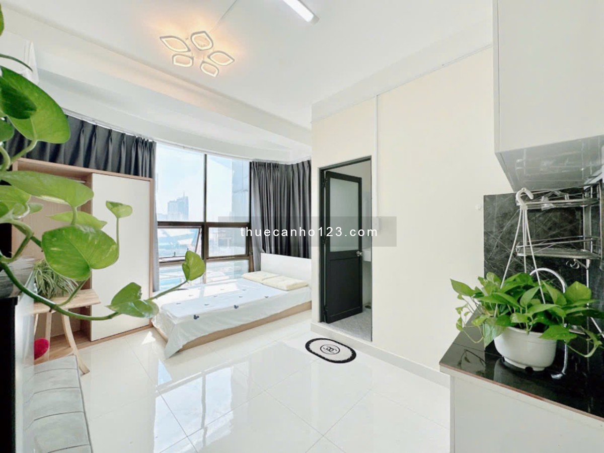 Căn hộ thoáng mát cùng cửa sổ đón nắng cực đẹp gần hàng xanh, đại học Giao Thông Vận Tải, Hutech.