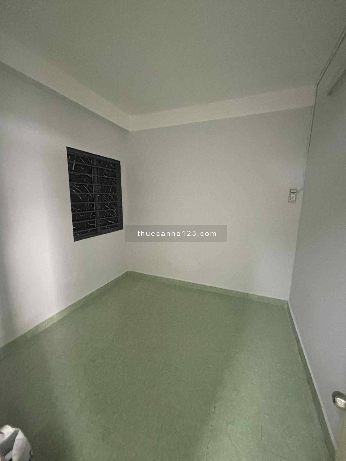 C/c 10A Trần Nhật Duật, Tân Định, Quận 1: 60m2, 2p ngủ 9.5tr/th