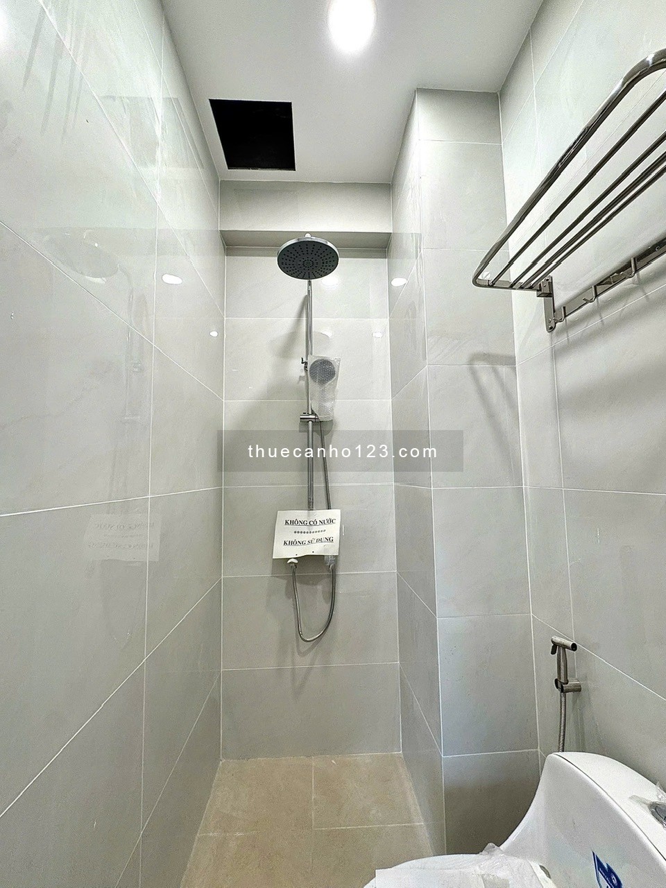 Studio mới tinh ban công lớn – full nội thất, máy giặt riêng