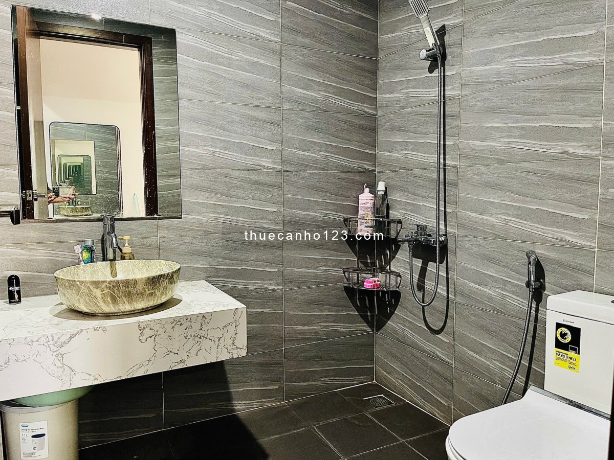 hính chủ cho thuê căn 54m2 (2N+2VS) tại Vinhomes Smart City