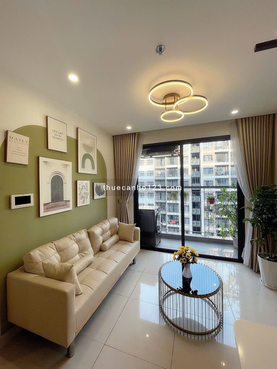 Cho thuê căn hộ 1PN+1, 43m² full nội thất, ban công Đông Nam Vinhomes Ocean Park, giá 6,5tr/tháng