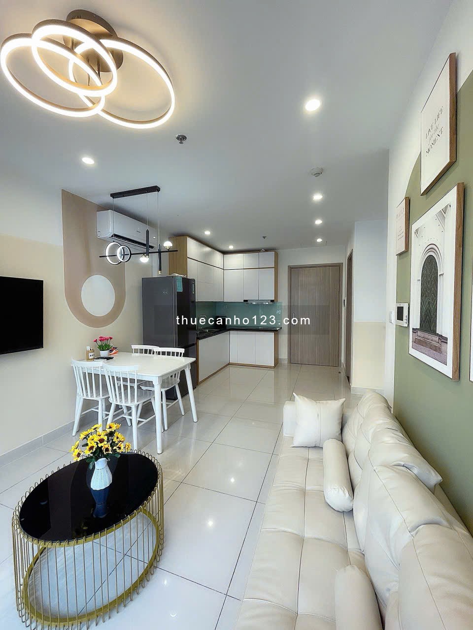 Cho thuê căn hộ 1PN+1, 43m² full nội thất, ban công Đông Nam Vinhomes Ocean Park, giá 6,5tr/tháng