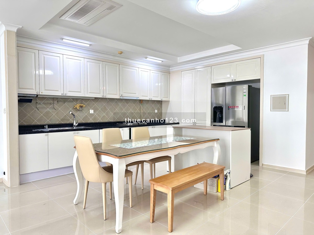 Thuê CHCC Imperia Q2, (131m², 3PN giá 27 tr/th) đặc biệt free xe hơi + xe máy, view thoáng mát