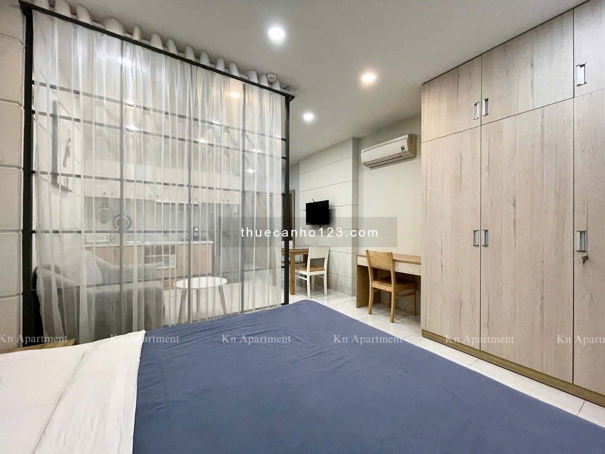 Căn hộ 1 phòng ngủ full nội thất 32m², cửa sổ lớn, ngay Lê Văn Sỹ, Quận 3 giáp Quận 1, Phú Nhuận