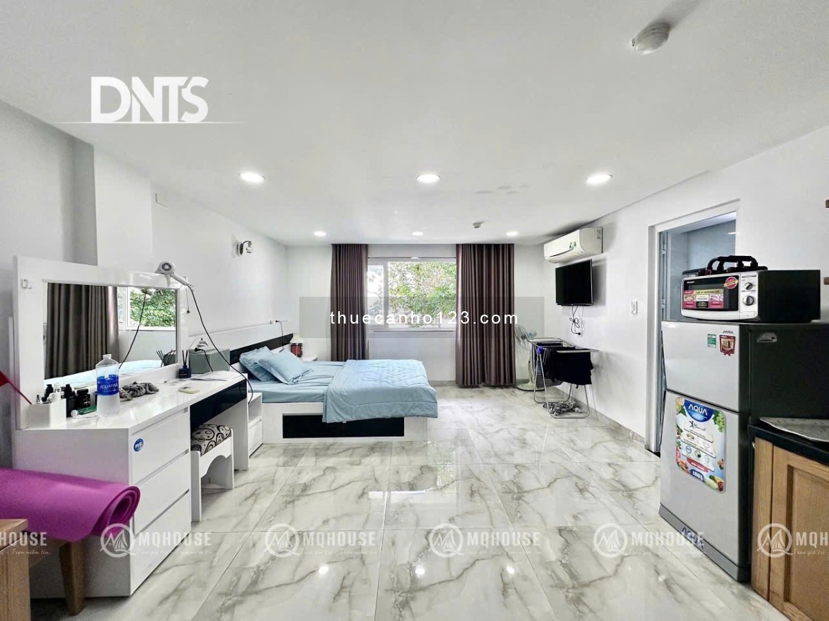 Căn Hộ Cao Cấp Đối Diện Landmark 81_Thang Máy, Bảo Vệ, Hầm Xe_Studio 45m2_Balcony/Cửa Sổ Trời