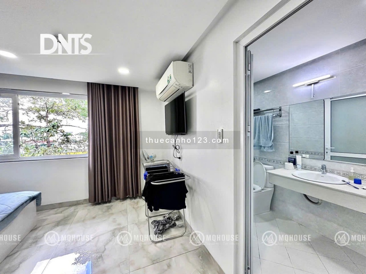 Căn Hộ Cao Cấp Đối Diện Landmark 81_Thang Máy, Bảo Vệ, Hầm Xe_Studio 45m2_Balcony/Cửa Sổ Trời