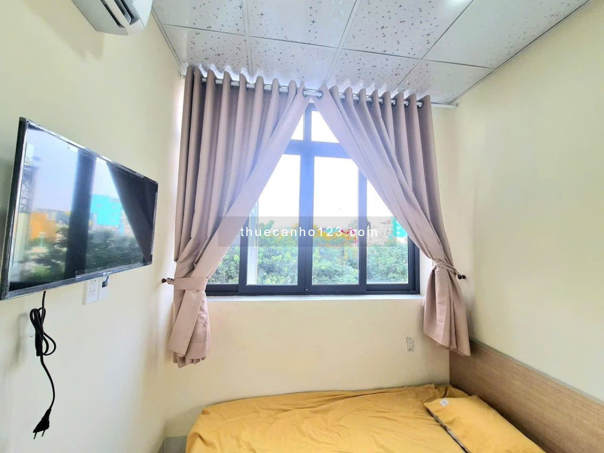 Căn hộ dịch vụ 2PN, cửa sổ thoáng ngay cầu Bông, công viên Lê Văn Tám, chợ Tân Định,...
