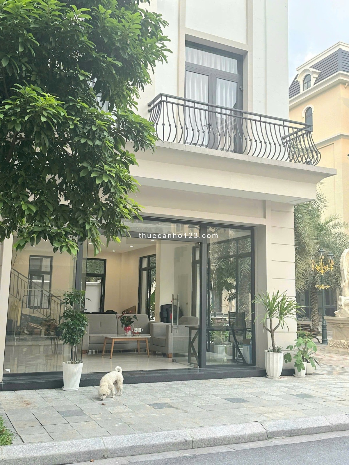 CC cho thuê phòng full đồ khép kín, có ban công 4tr bao phí tại Vin Ocean Park 2