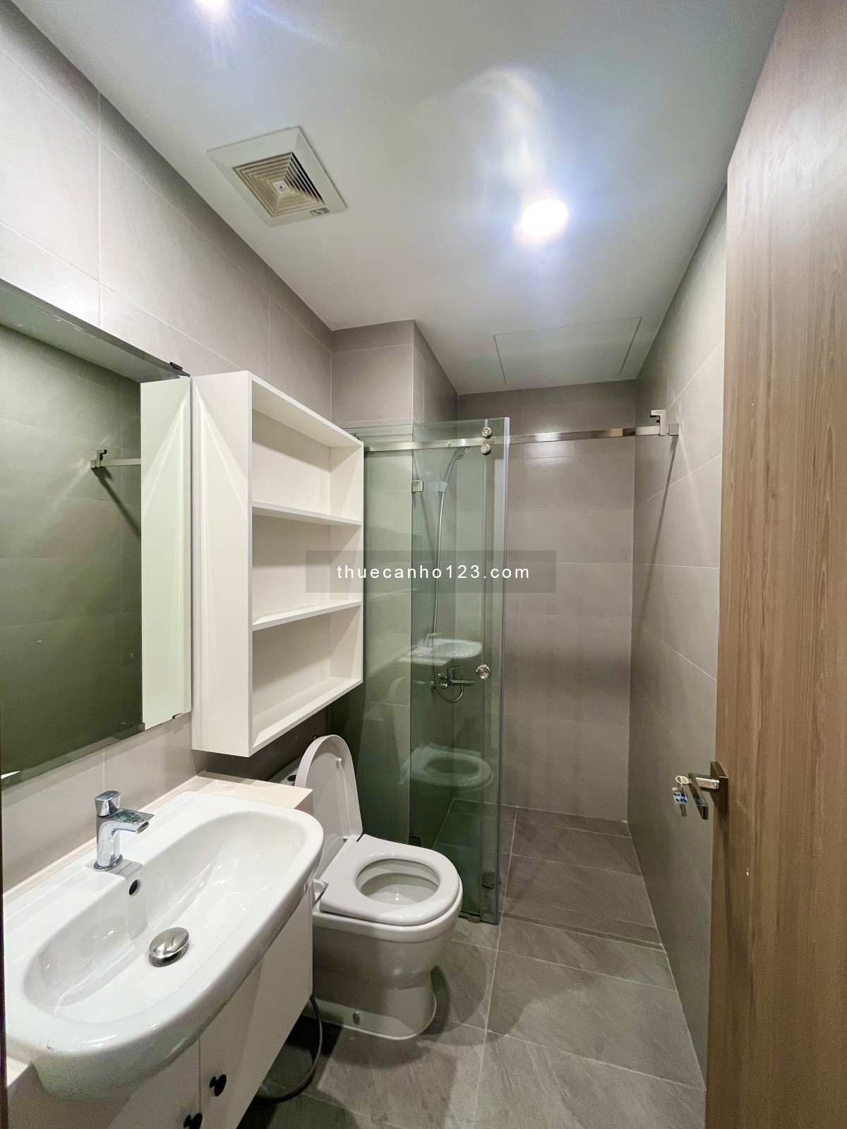 Căn hộ 2PN full nội thất sang xịn, mới 100%, decor chuẩn gu, chỉ 9 triệu/tháng. LH 0917 999 515