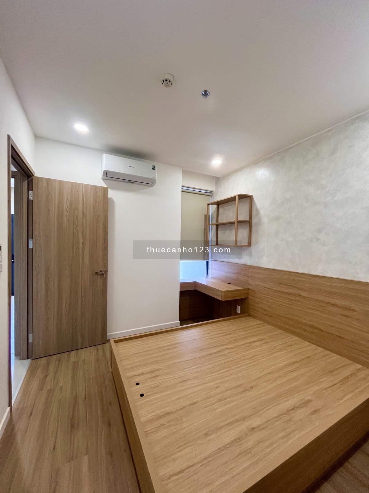 Căn hộ 2PN full nội thất sang xịn, mới 100%, decor chuẩn gu, chỉ 9 triệu/tháng. LH 0917 999 515