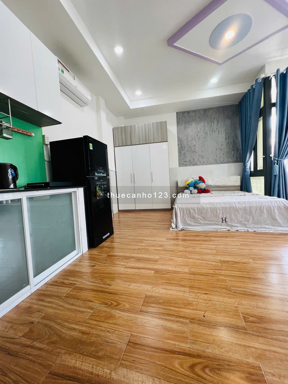 Cho thuê căn hộ Studio Ban công Q4 gần cầu Kênh Tẻ, ĐH Luật, ĐH Nguyễn Tất Thành, cầu Khánh Hội