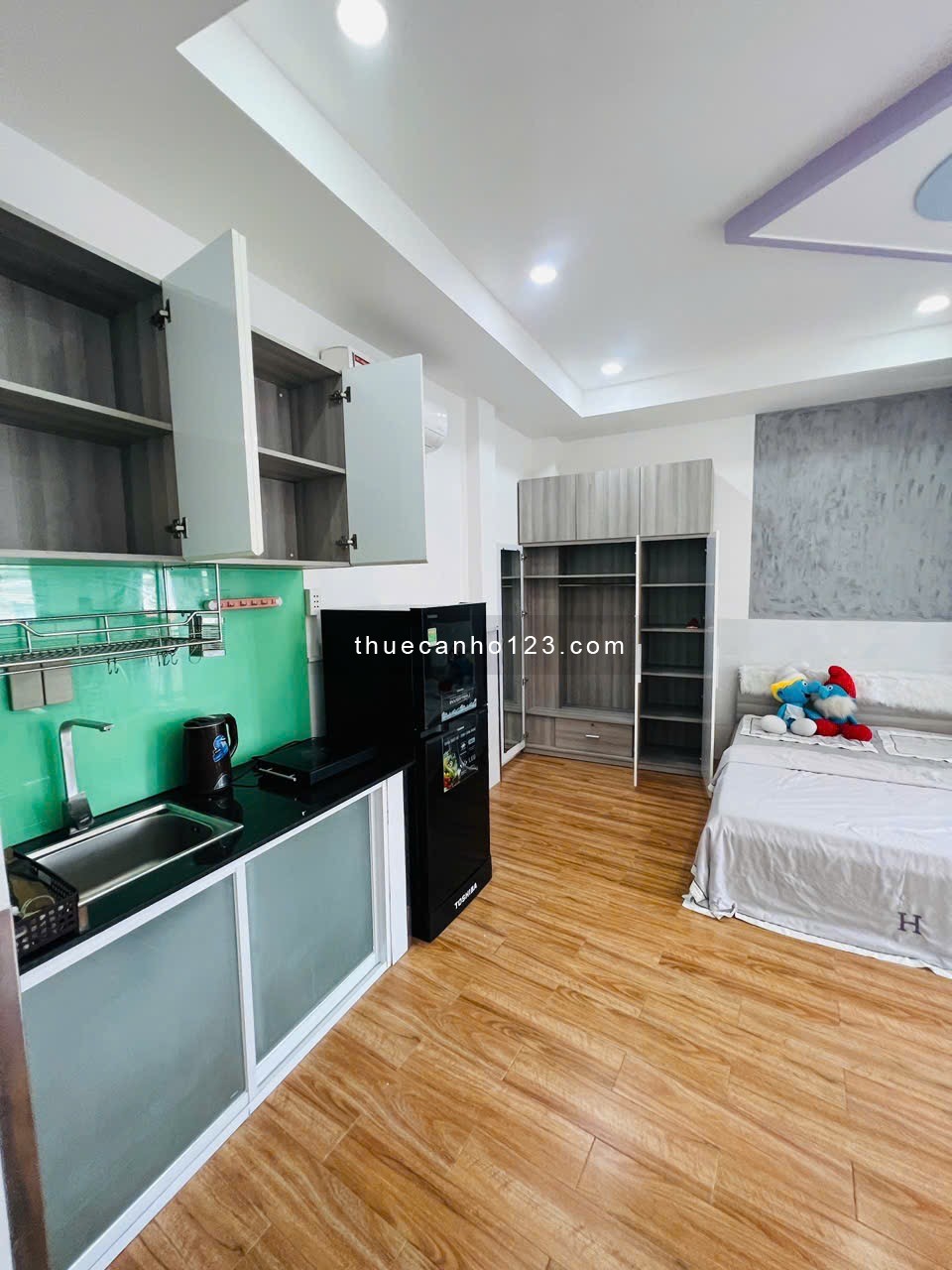 Cho thuê căn hộ Studio Ban công Q4 gần cầu Kênh Tẻ, ĐH Luật, ĐH Nguyễn Tất Thành, cầu Khánh Hội