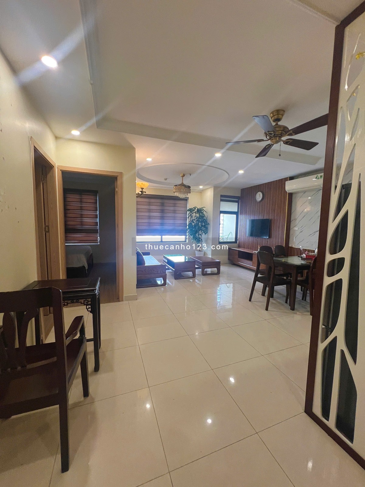 CC 2PN, 2WC, 80m2 tại Liễu Giai Tower, cho thuê 19 triệu